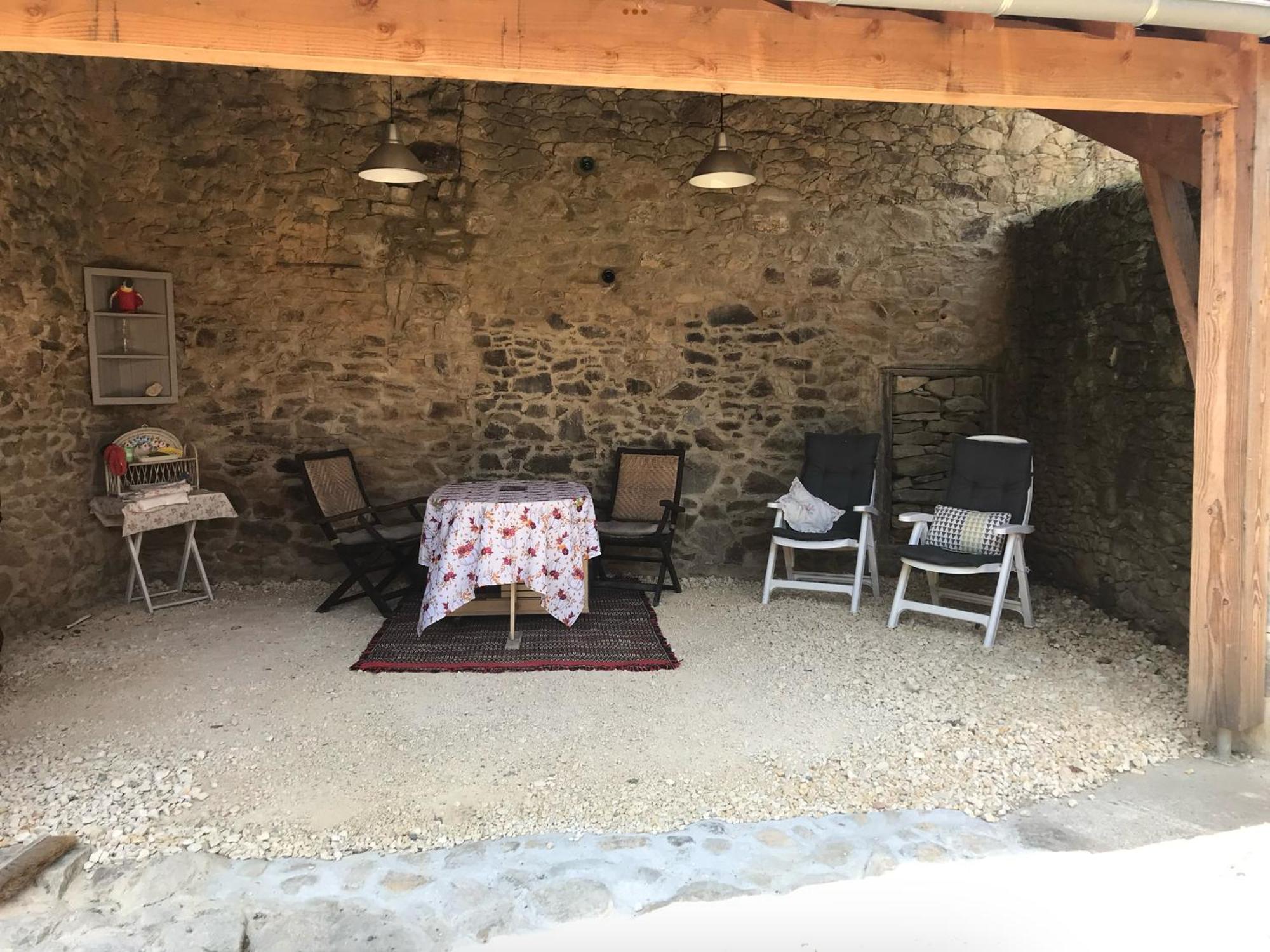 לינה וארוחת בוקר Le Lindois Le Petit Grange מראה חיצוני תמונה